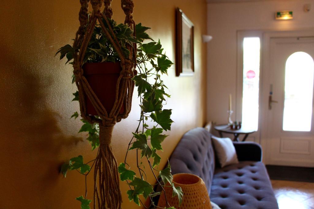 Hotel Les Oliviers Draguignan Zewnętrze zdjęcie